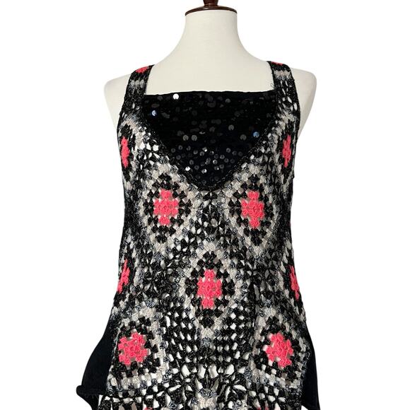 Free People Women's Black Granny Square Crochet Racerback Tank Top Size Small - Picture 8 of 12